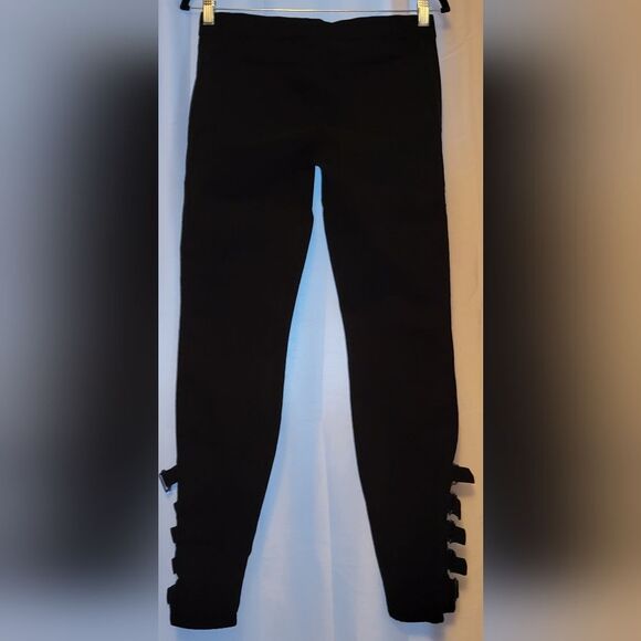 J BRAND Black jeans with buckle side jeans Final Discount - Picture 3 of 5